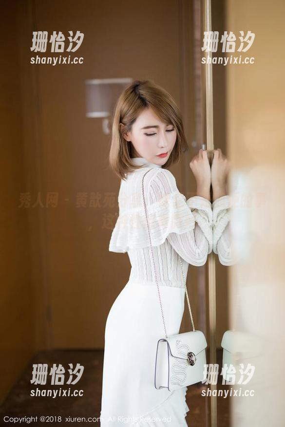 秀人网-黄歆苑 秀人网 - 黄歆苑分享:裸足不是随便的事,这种性感真微妙