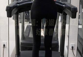 秀人网 - 龙泽美曦：粉嫩兔女郎写真图册，哎呀，好像春天来啦