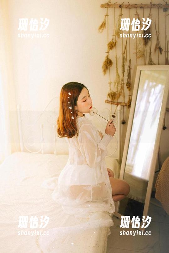 穆零Mu0原图直击：透明与模糊，谁论淡定有一招？