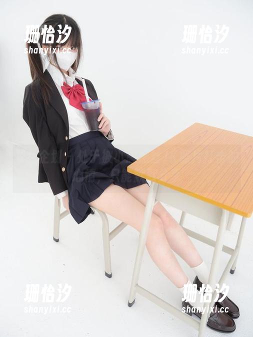紧急企划 - 处于被小恩黑丝JK照片打击的心情，只能默默分享