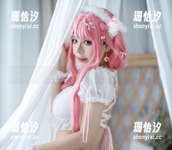 深潜死库水，自闭颜球球在线写真带你潇洒游荡