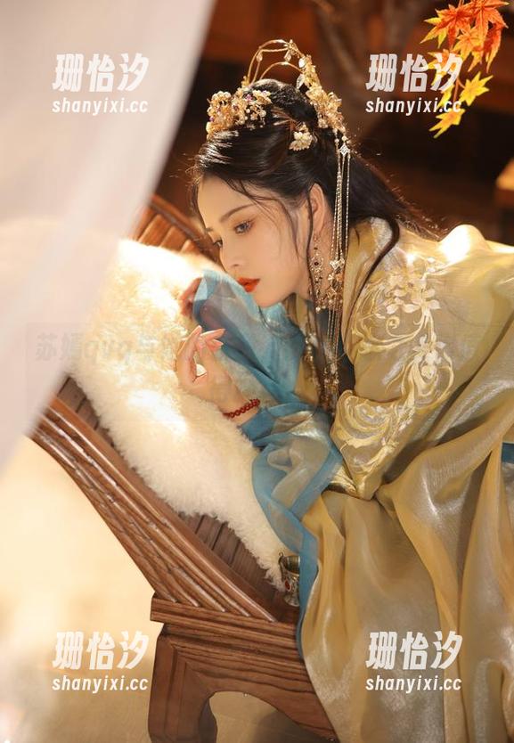苏嫣qvq 苏嫣qvq与她的白裙,分享姿态之美你值得拥有。