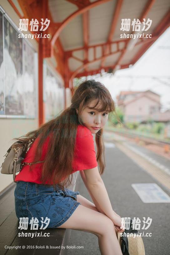 菠萝社 - 仔细瞧瞧柳侑绮的高清写真，自拍之美让人怀疑她是不是藏了什么魔法。