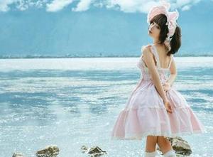 蠢沫沫的修女写真合集：思想碰撞的温柔