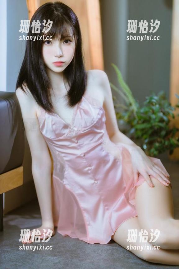 许岚LAN 原图泄露!许岚LAN的肉丝让人不好意思多看一眼。