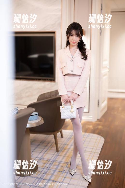 语画界-言沫 语画界 - 从此告别“普通”,定制你的高挑美女写真,跟言沫一块追逐身材的极限吧!