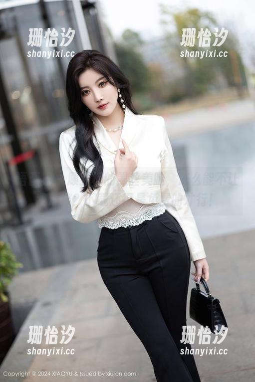语画界 - 顾乔楠的黑丝美腿，怎么能不让我心痒？下载还得是免费的才行！