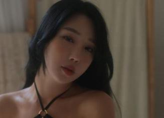 韩国CoCo的图集，谁说秘书只会做咖啡？